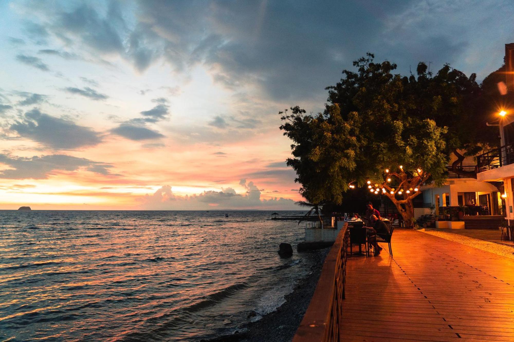 Altamare Dive And Leisure Resort Anilao Mabini  Zewnętrze zdjęcie