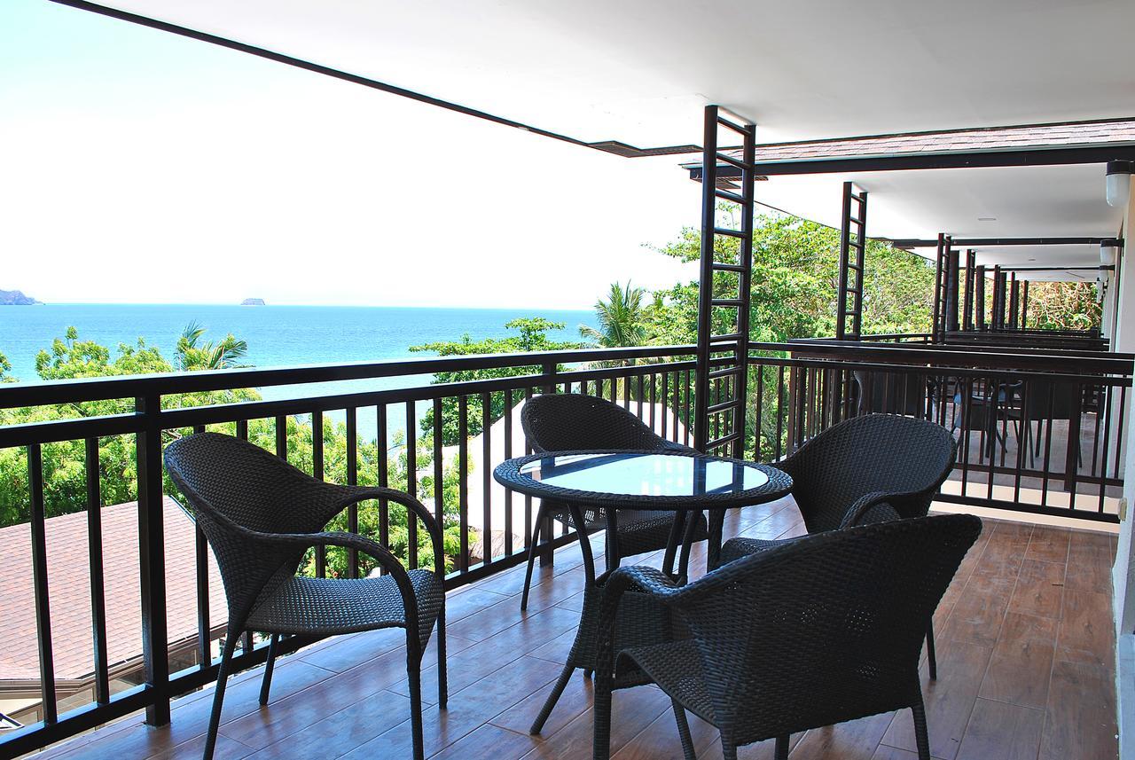 Altamare Dive And Leisure Resort Anilao Mabini  Zewnętrze zdjęcie